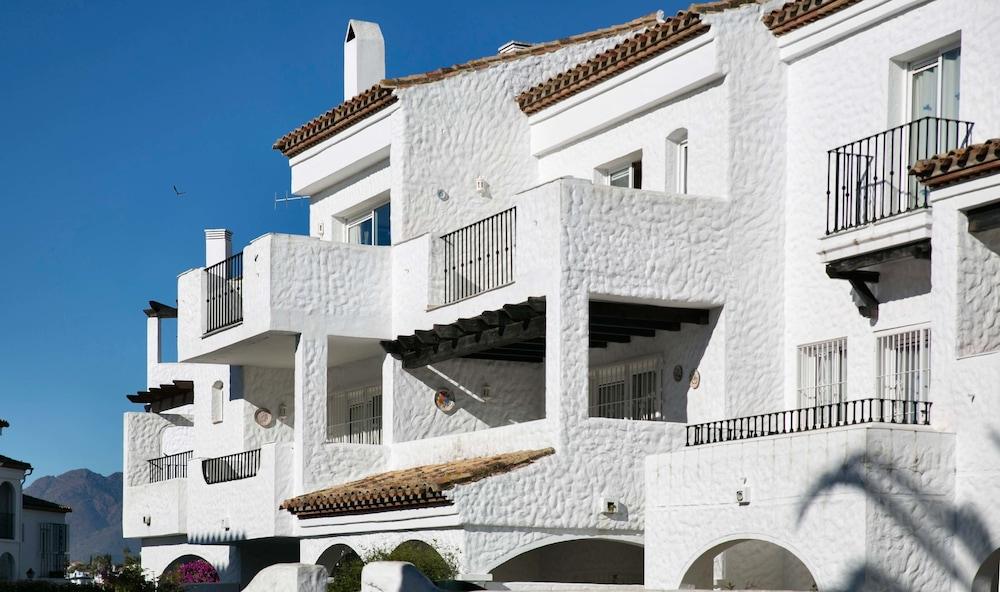 Ona Club Bena Vista Aparthotel Estepona Exterior foto